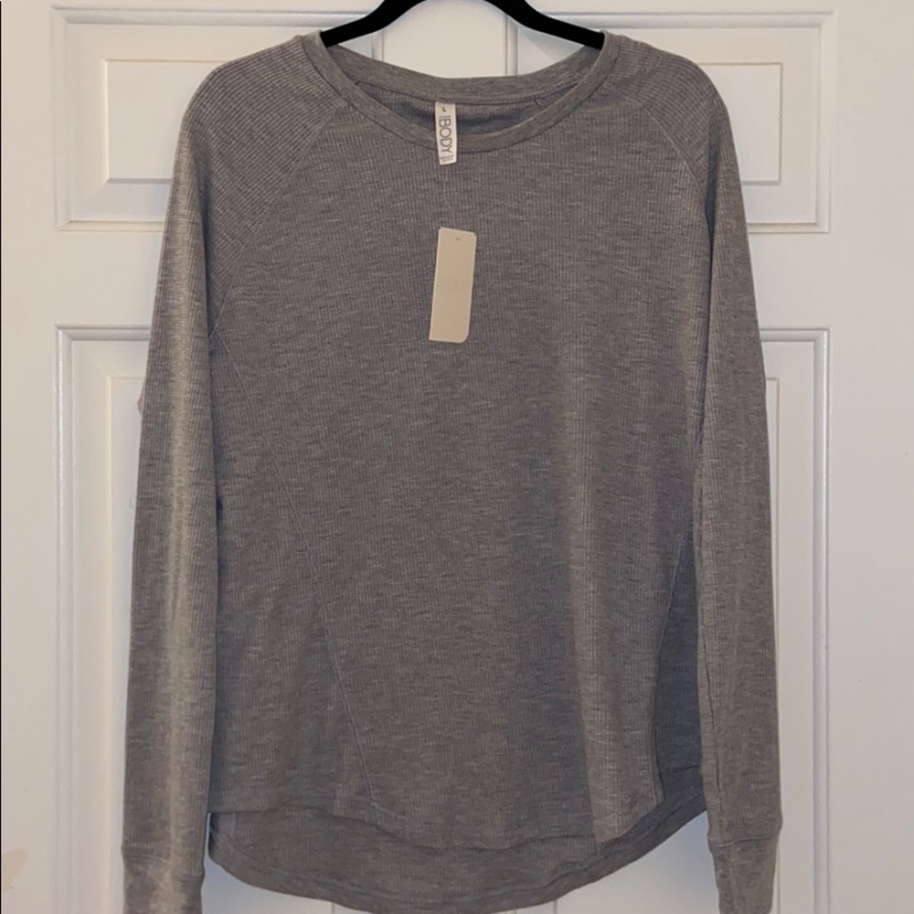 ✨Reduced NWT T-shirt thin thermal